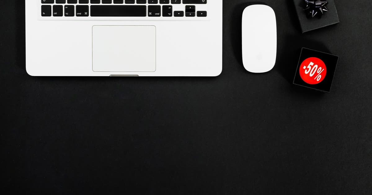 What's the Difference Between a Price Tracker and a Deal Site in Australia?