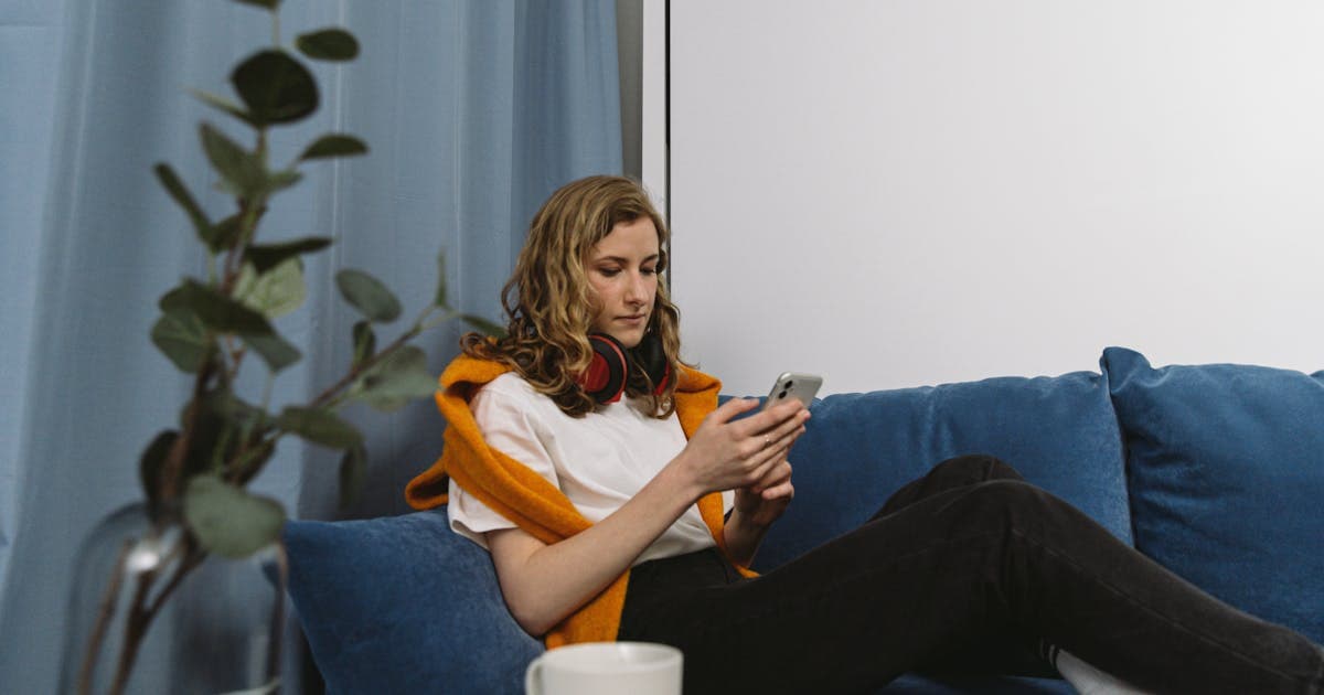 How to Stop Doom Scrolling Shopping Apps in Australia